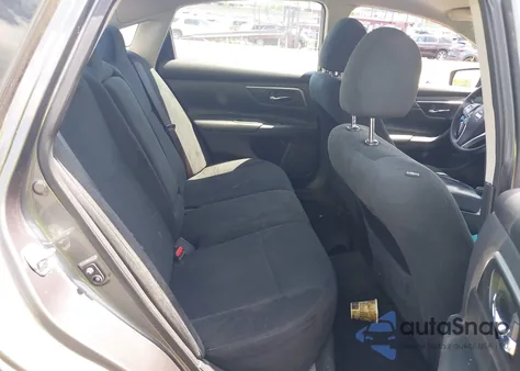 2015 Nissan Altima 2.5/2.5 S/2.5 Sl/2.5 Sv z USA, uszkodzony, nr VIN 1N4AL3AP6FC427530